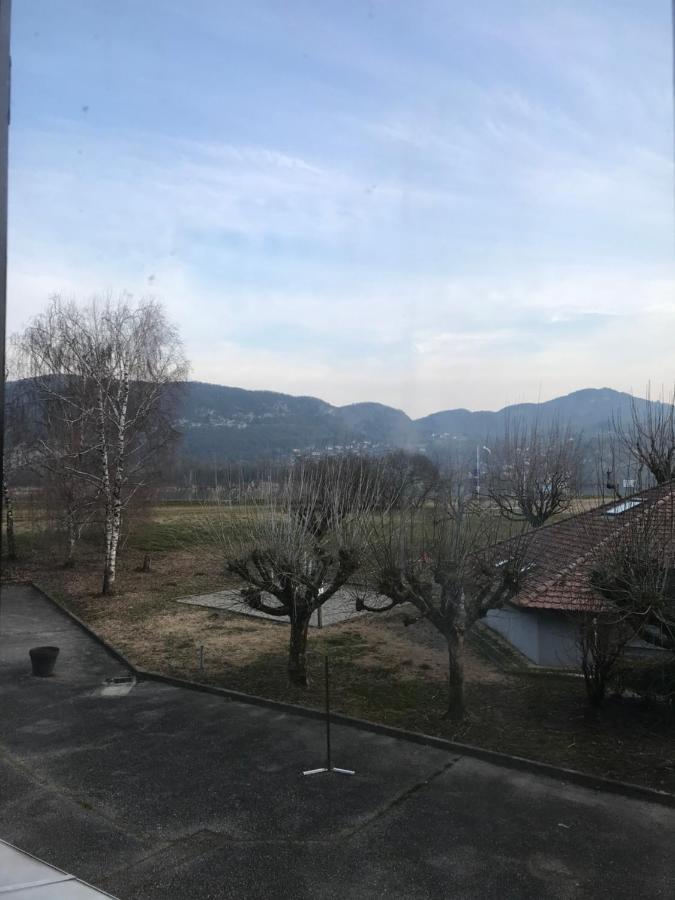 Auberge De La Paillere Lavours Exteriör bild