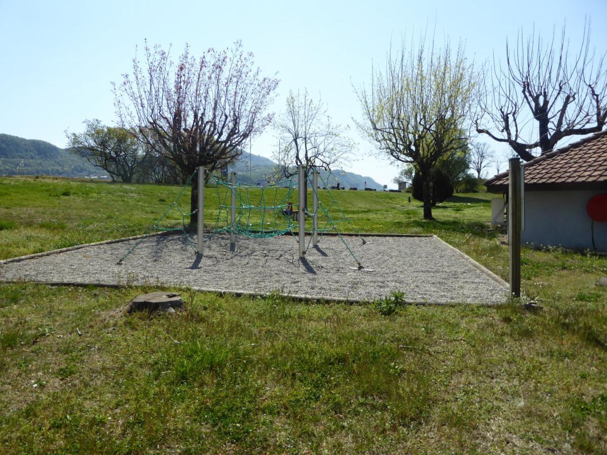 Auberge De La Paillere Lavours Exteriör bild