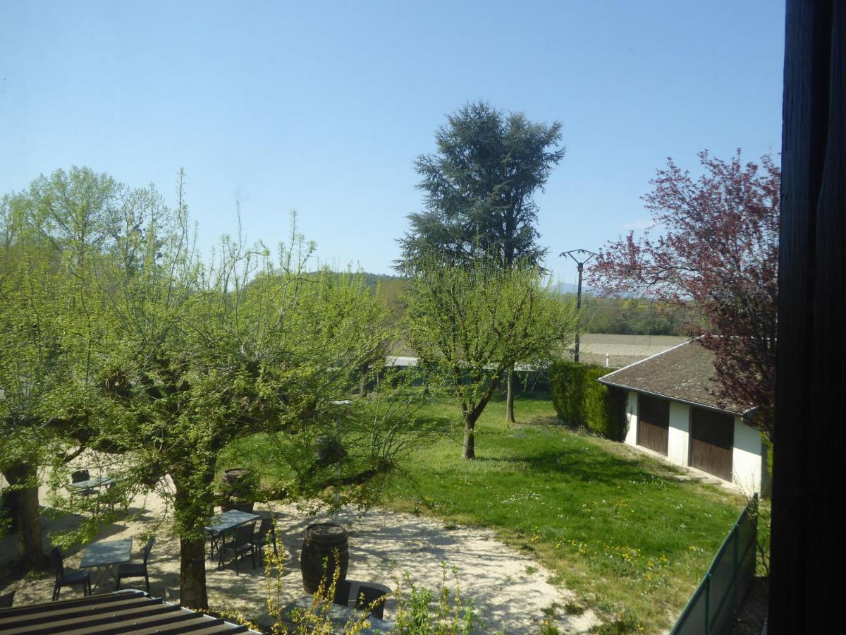 Auberge De La Paillere Lavours Exteriör bild