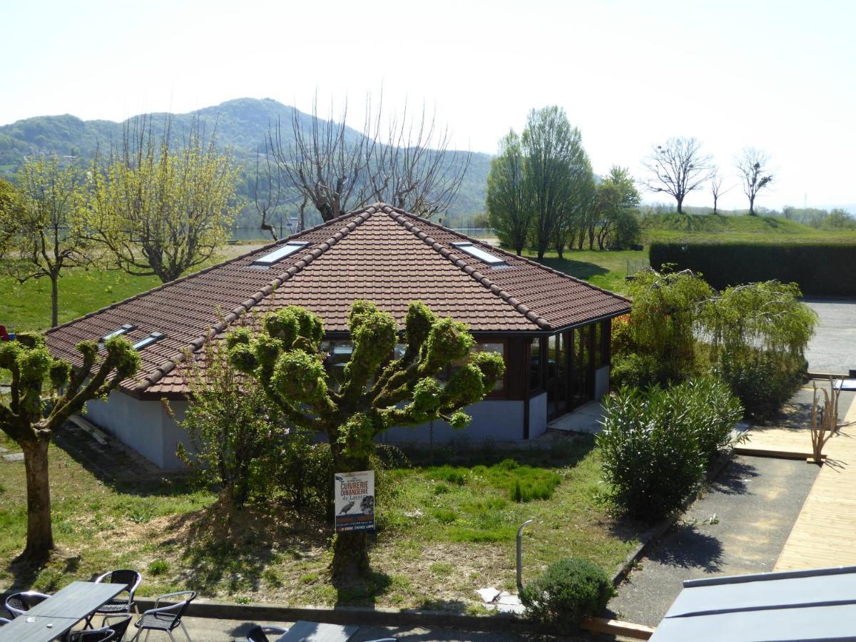 Auberge De La Paillere Lavours Exteriör bild