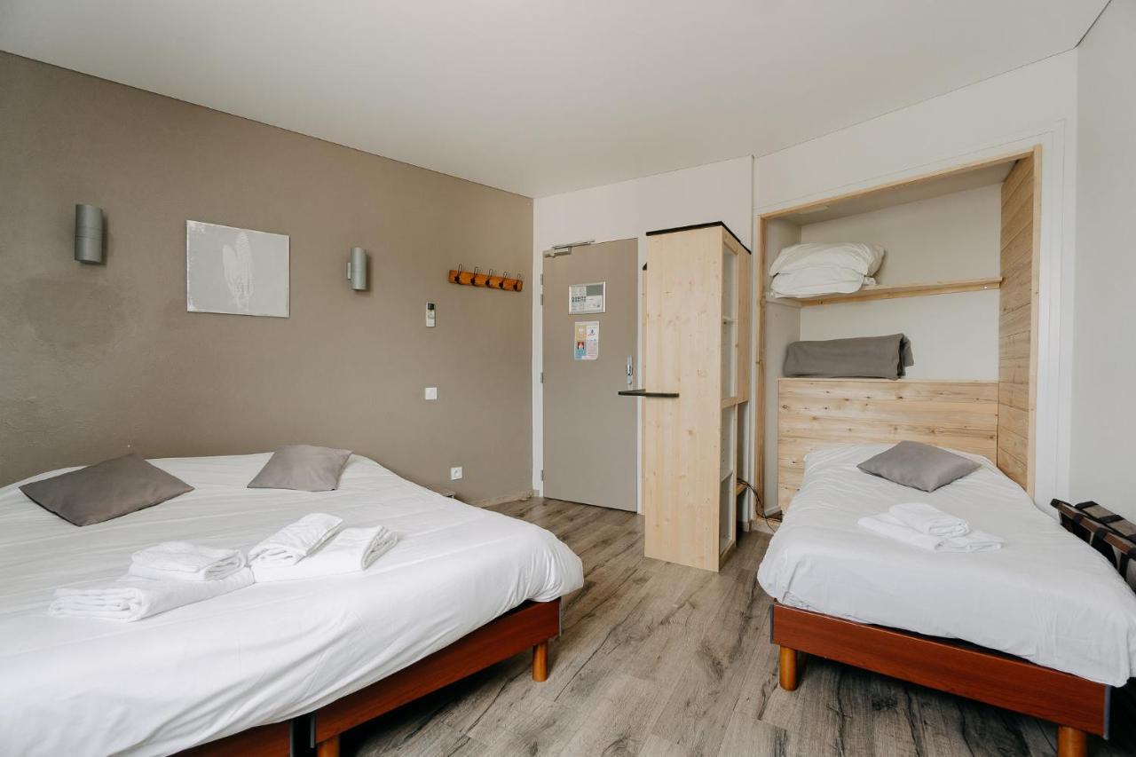 Auberge De La Paillere Lavours Exteriör bild